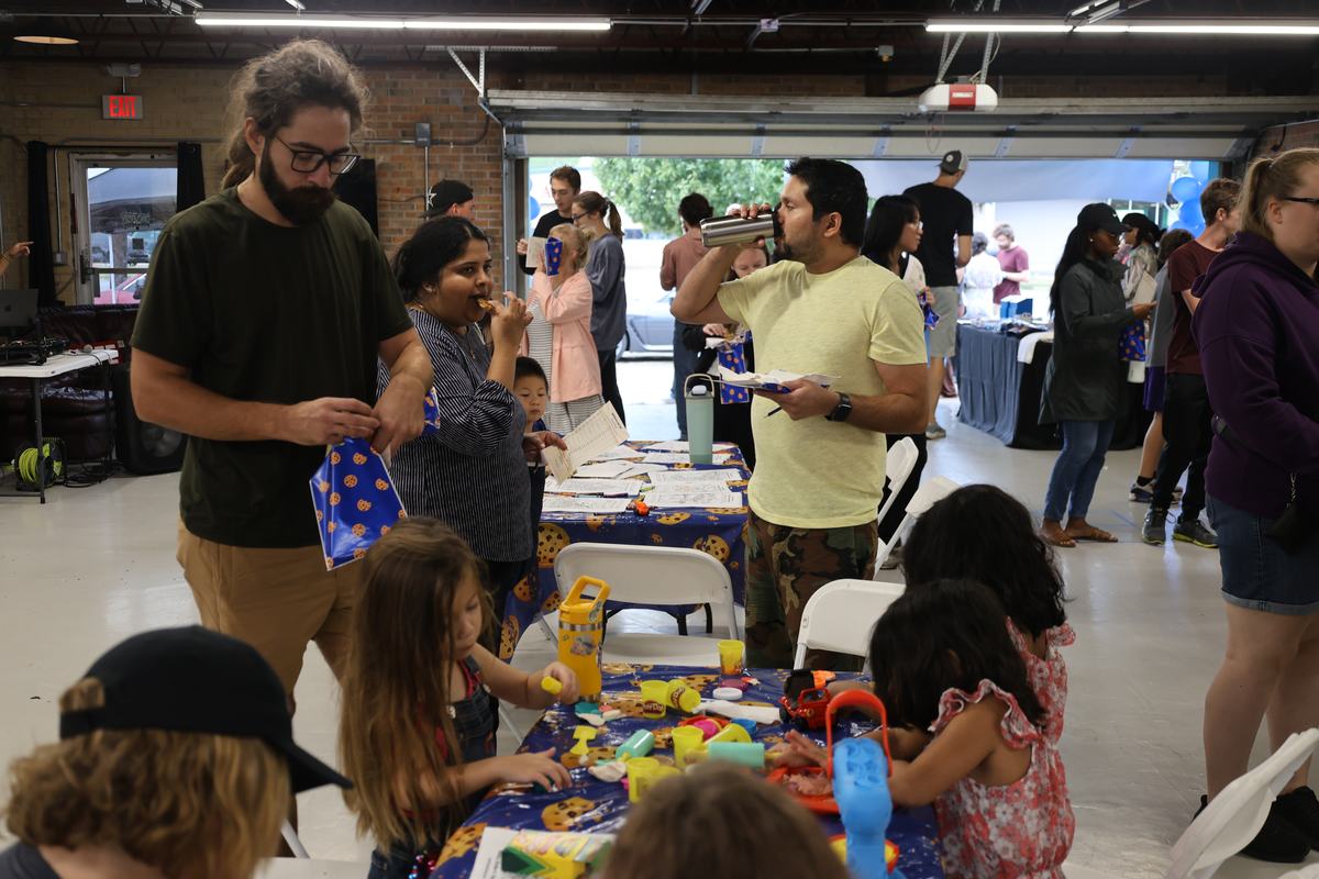 Kids and families at the Cookie Lab tables